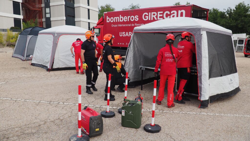 Montaje de la Base de Operaciones del equipo USAR Bomberos Girecan