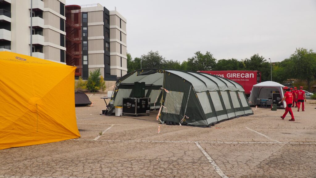 Montaje de la Base de Operaciones del equipo USAR Bomberos Girecan