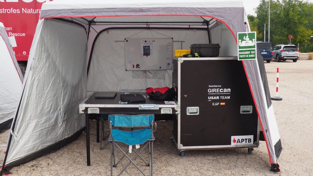 Montaje de la Base de Operaciones del equipo USAR Bomberos Girecan