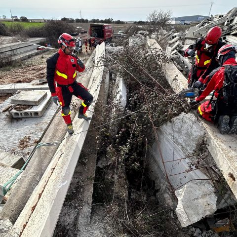 Formaci&oacute;n USAR en movimiento seguro de cargas y rescate t&eacute;cnico